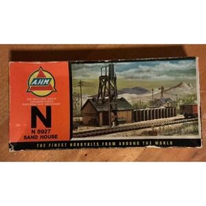 A.H.M. N Scale Sand House N 5927, New In Open Box